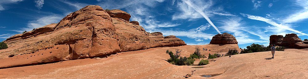 On the Way to Delicate Arch 1.jpg