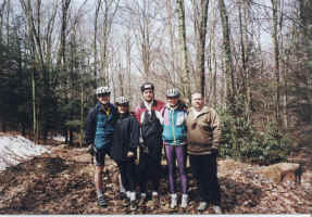 Group Shot Before Old 84 Flat Top.jpg (299676 bytes)