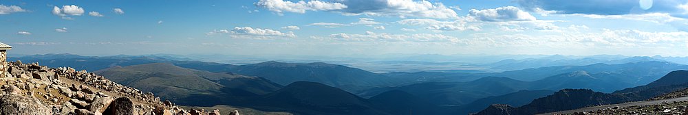 MtEvans Summit Panorama 3.jpg