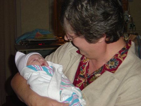 Brooke New Born 016.jpg