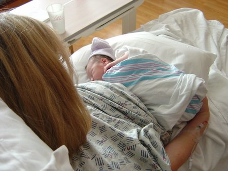 Brooke New Born 018.jpg