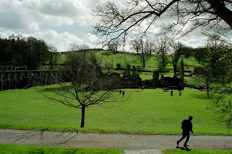 FountainAbbey003.JPG